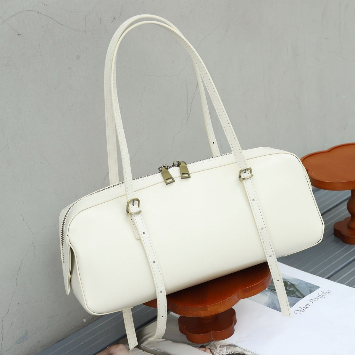 ショルダーバッグ 本革 レディース BL0036